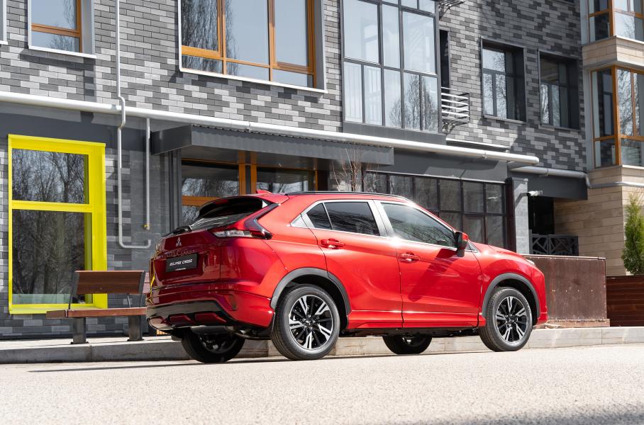 Обновлённый Mitsubishi Eclipse Cross